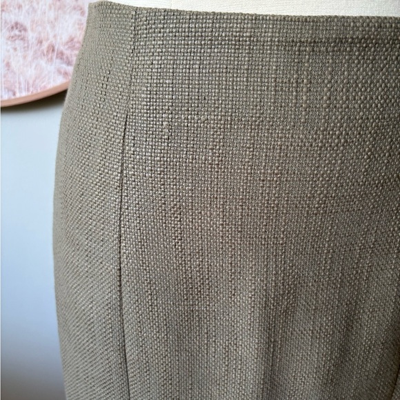 Banana Republic Textured Pencil Skirt - Picture 2 of 10